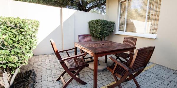 Bed and Breakfast Ascot Mews Alberton Exterior foto